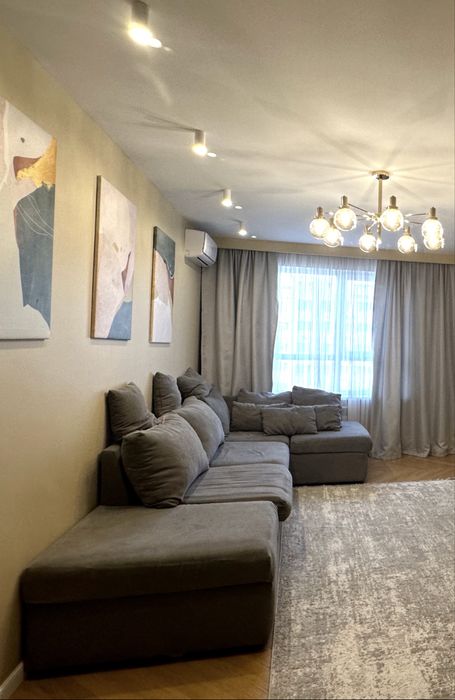 Продам диван угловой