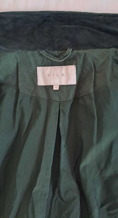 Зелено дамско кадифено яке