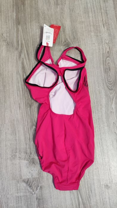 Нов дамски цял бански Speedo 44 size L