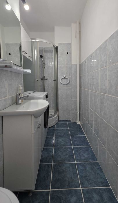 garsonieră de închiriat