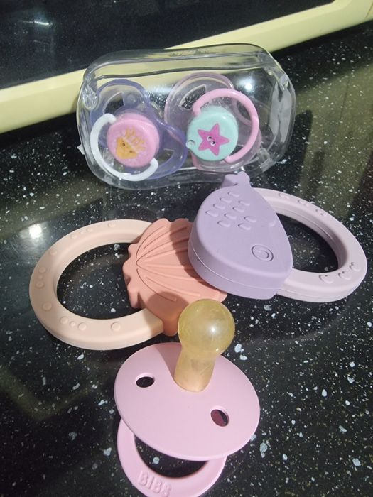 Haine bebe marimea 52-62, biberoane