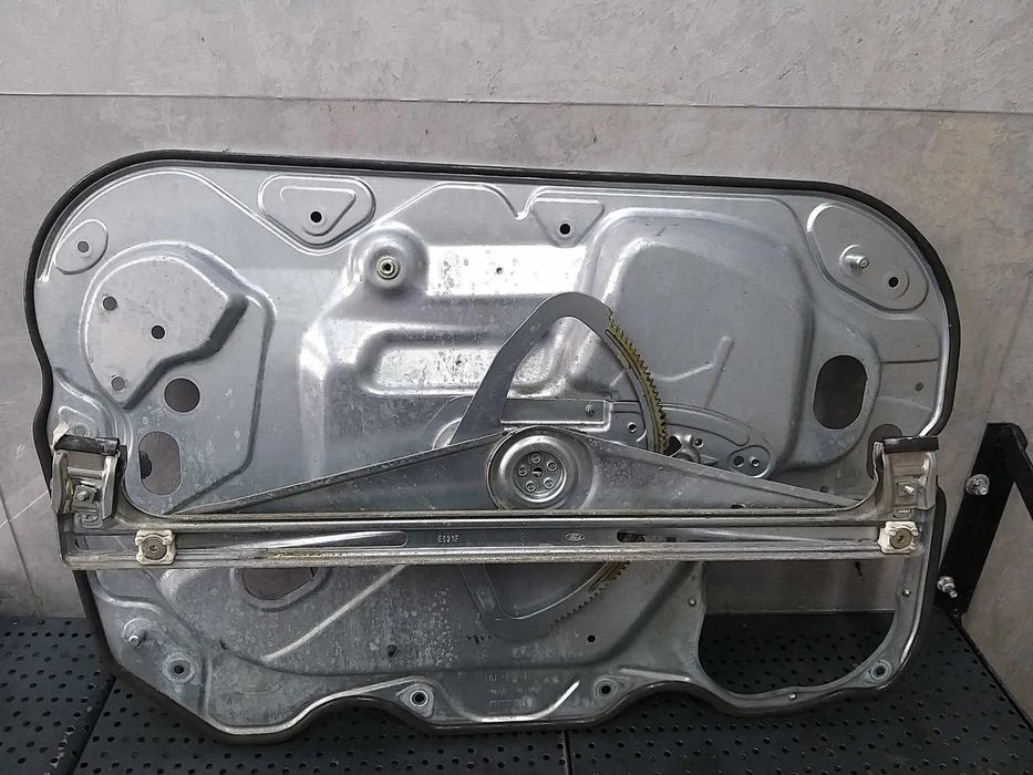 Macara geam electric dreapta fata ford kuga 1 7m51r045h16a