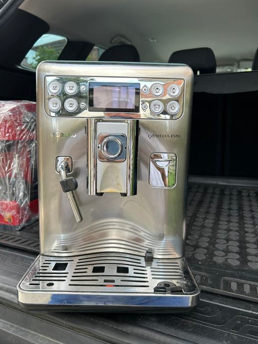 Кафеавтомат - робот Saeco EXPRELIA EVO