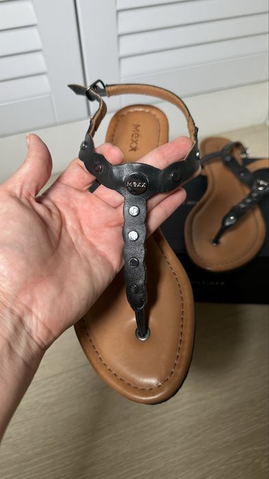 Босоножки летние MEXX