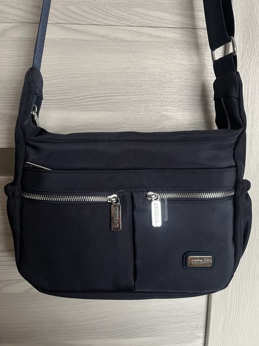 Сумки через плечо.