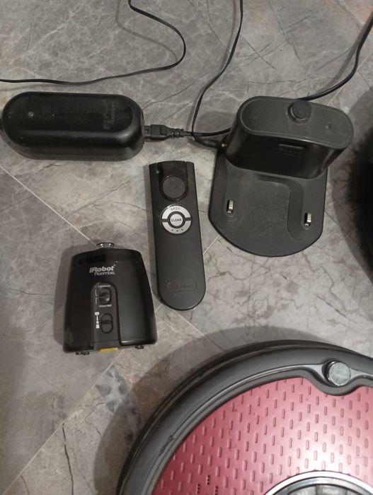 i robot roomba прахосмукачки