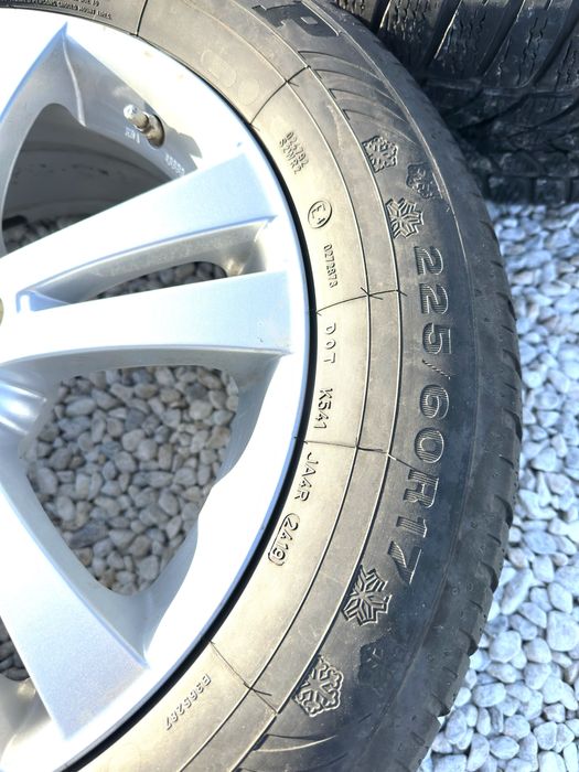 Джанти 17 от Mercedes 5x112, ET 35, 7.5J с гуми 225/60