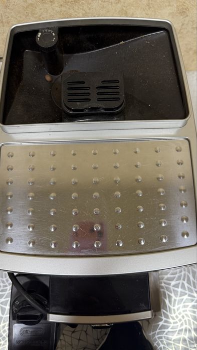 Кофемашина Delonghi ecam 23.460 s