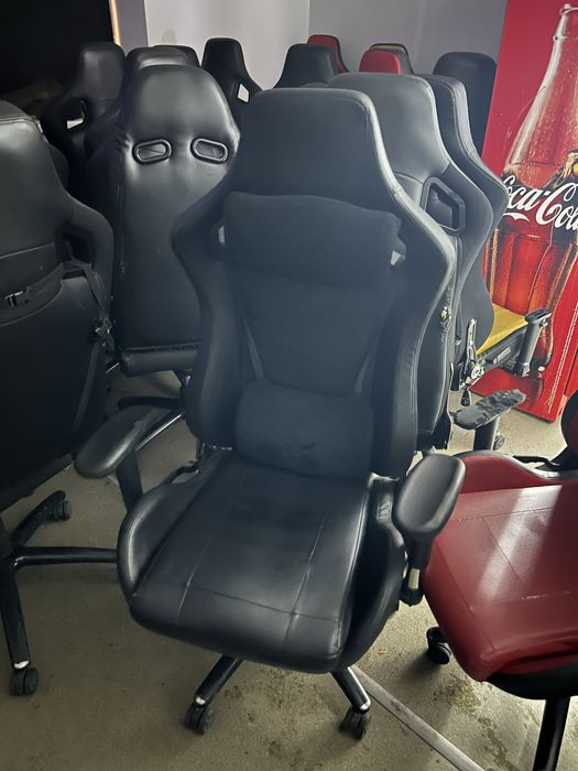 Продам игровые кресла