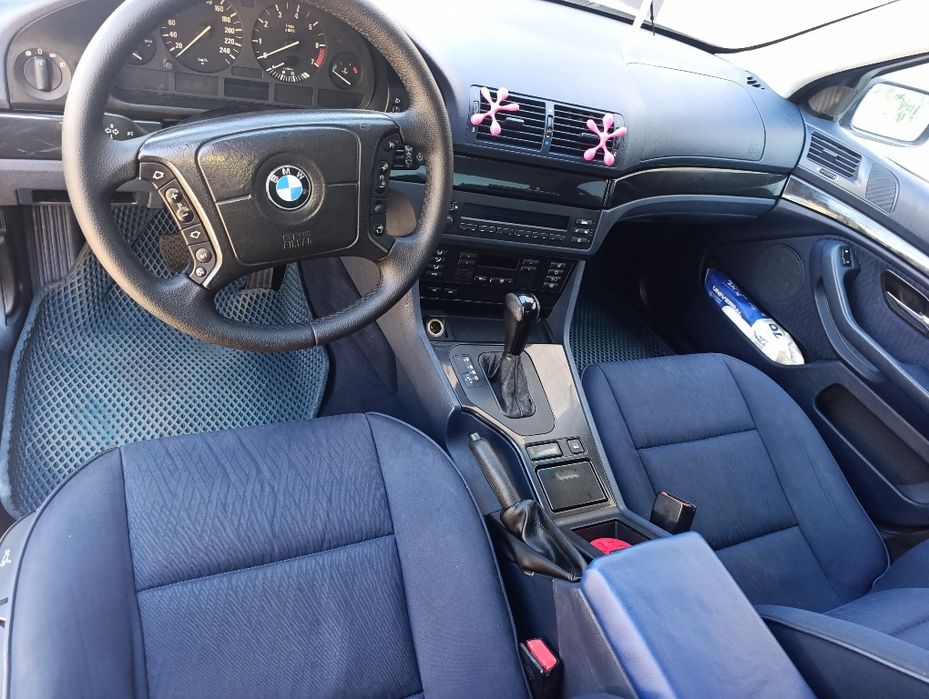 Продам или обменяю на газель BMW 520