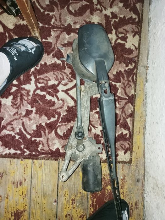 Дворник в сборе Мерседес е190