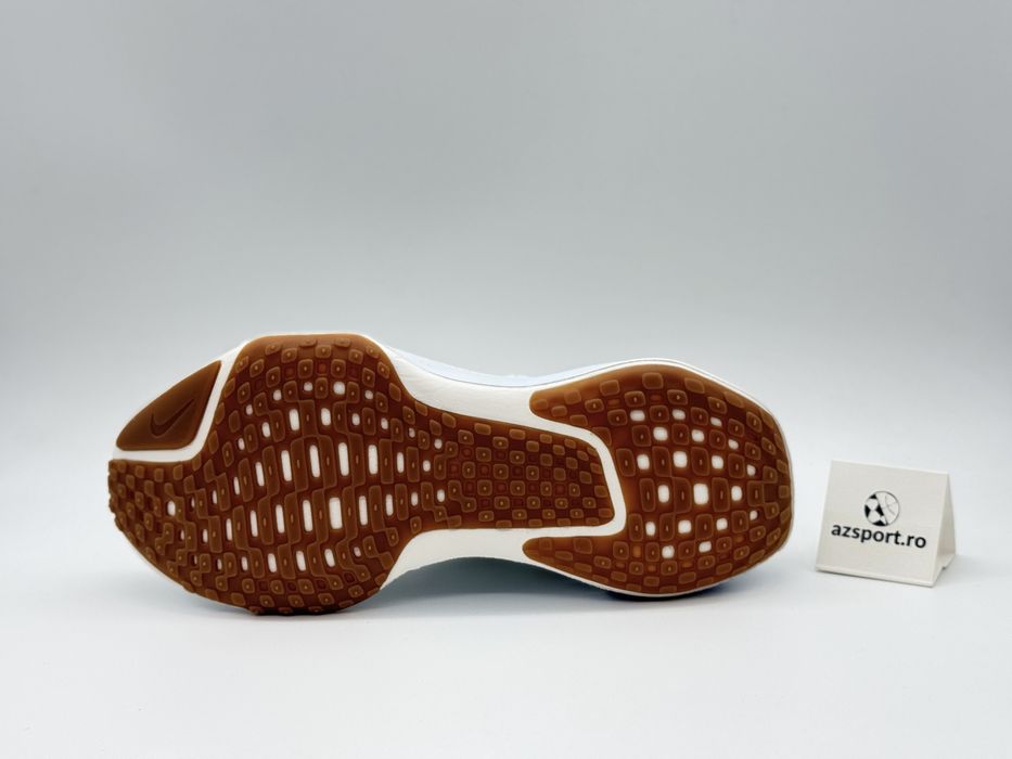 Nike ZoomX Invincible Run Flyknit 3 Noi Originali (40; 40,5