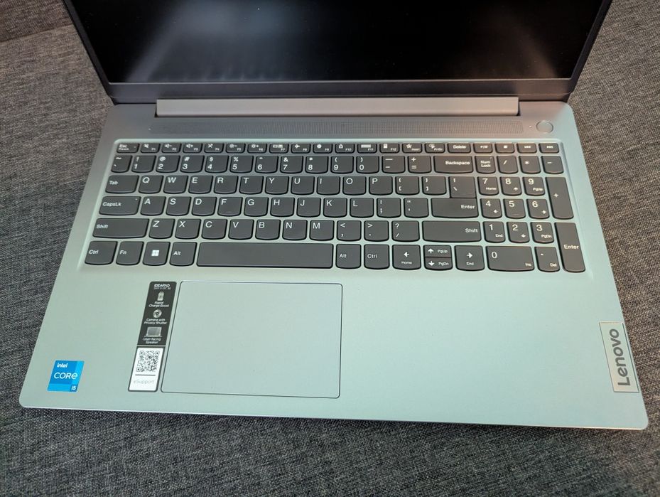 Laptop Lenovo Ideapad Slim 3  – i5 H | 8GB | 512 GB