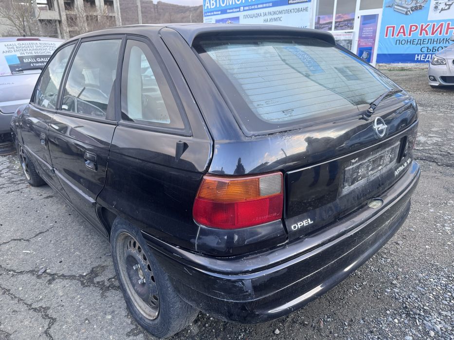 Opel Astra F 1.6i 16v 101hp 1995г На Части