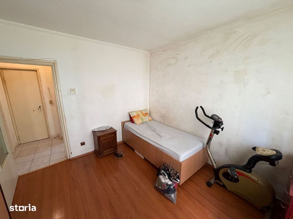Apartament 2 camere, parter - zona Cetate