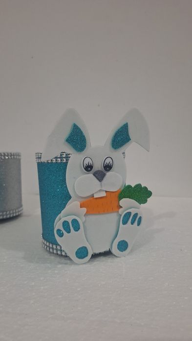 10 Cutiute model iepuras