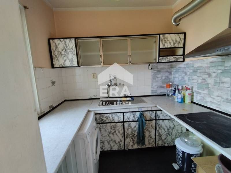 Продава се Двустаен апартамент в Хасково, Център - 78 кв.м за 1144 €/кв.м - Снимка #2