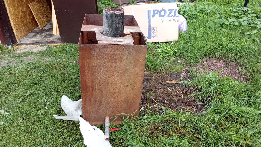 Продам бак железный 200л