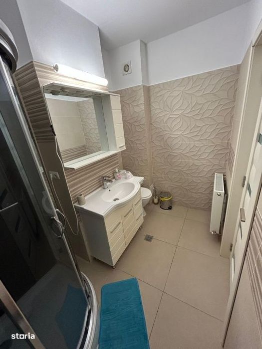 Apartament cu 3 camere, 64 mp, zona Republicii