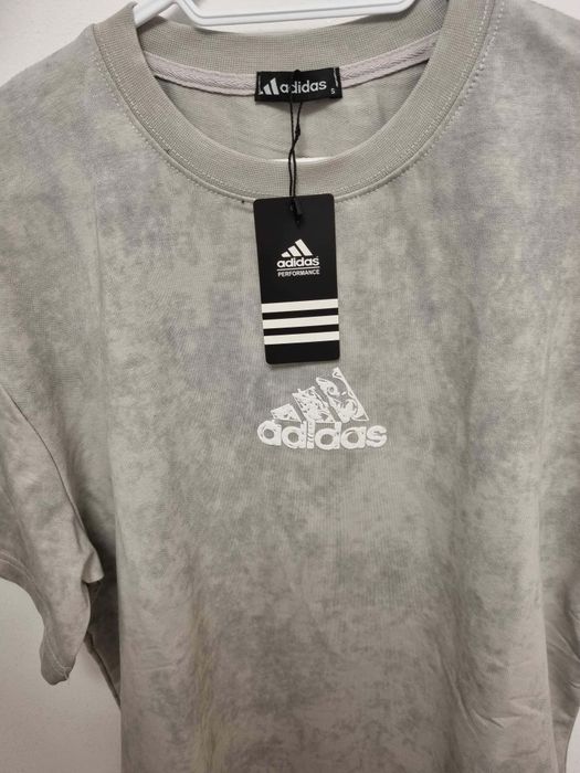 Tricou barbati cu etichetă