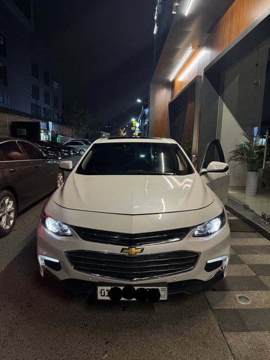 Автомобиль Malibu 2,4