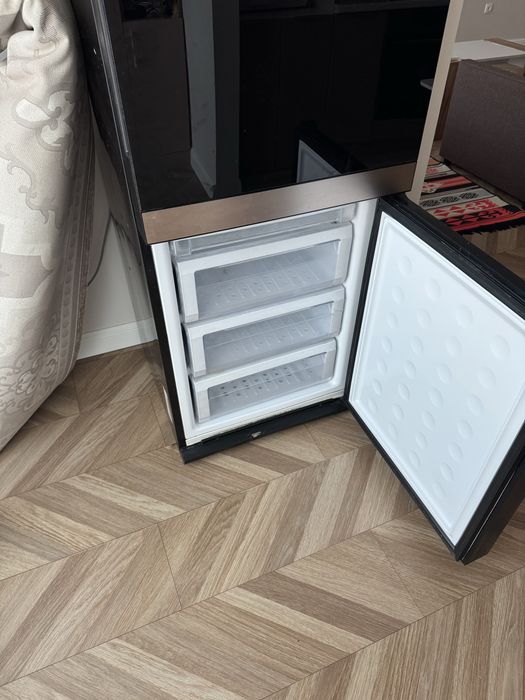 Холодильник Samsung