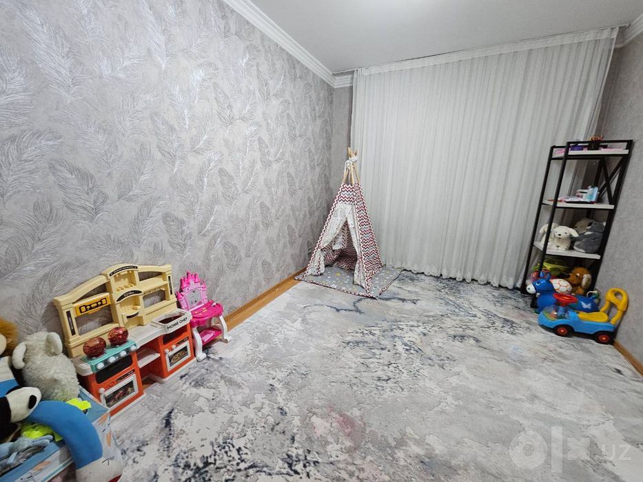 Продается 5-ти комнатная квартира. Феруза. Дока хлеб