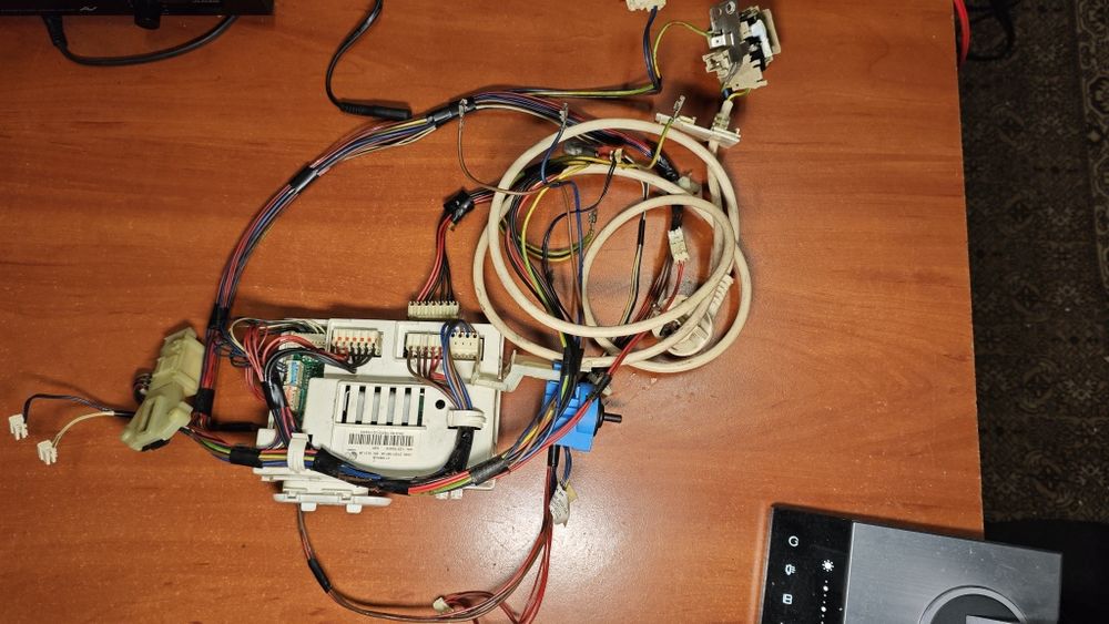 Piese Mașina Spălat Indesit iwsc 5085 placa motor hublou