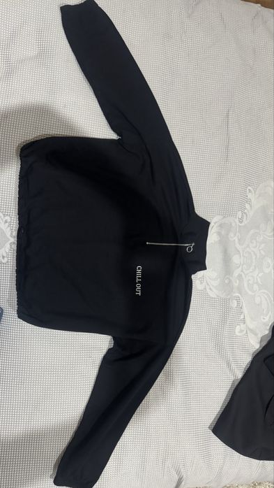 Кофта с зипкой у шеи