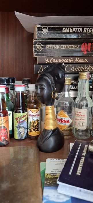 Сет 3в1 Статуетка - африканско момиче +фараон +чашки