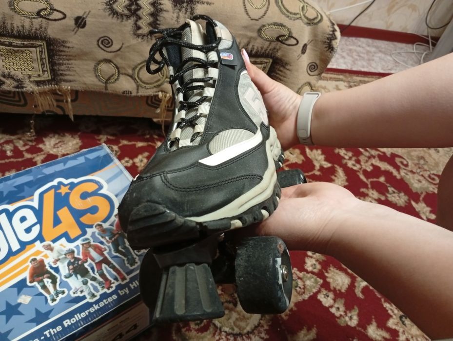 Продам ролики хорошие