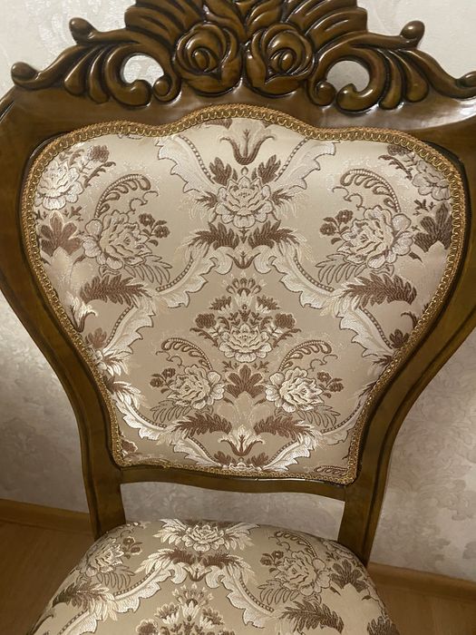 Стулья для гостиной