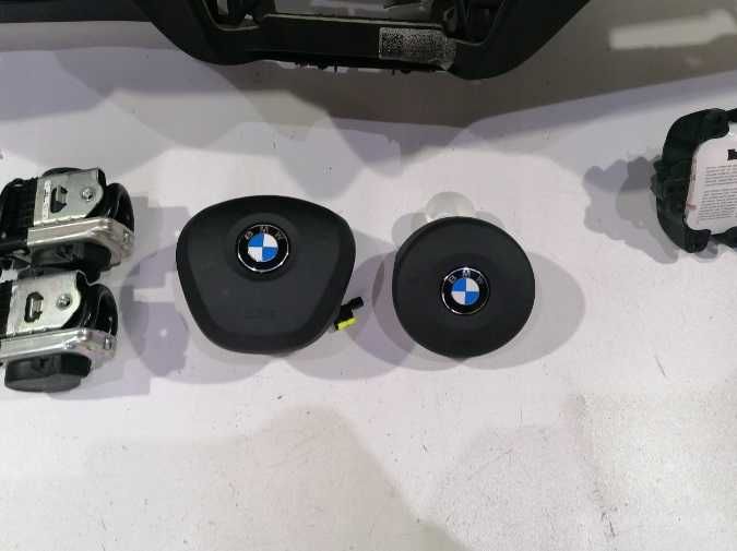 BMW X1 F48 plansa bord HUD - kit airbag volan pasager - set centuri