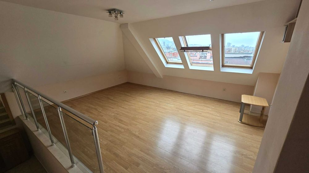 Продава се Тристаен апартамент в Варна, Цветен квартал - 77 кв.м за 1252 €/кв.м - Снимка #21