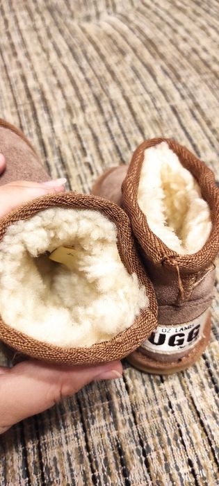 Продам новые уги  детские