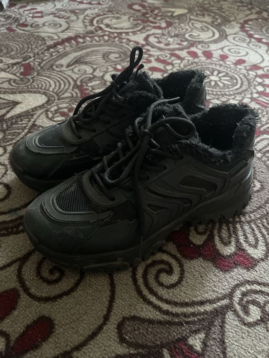 Продам сапожки зимние