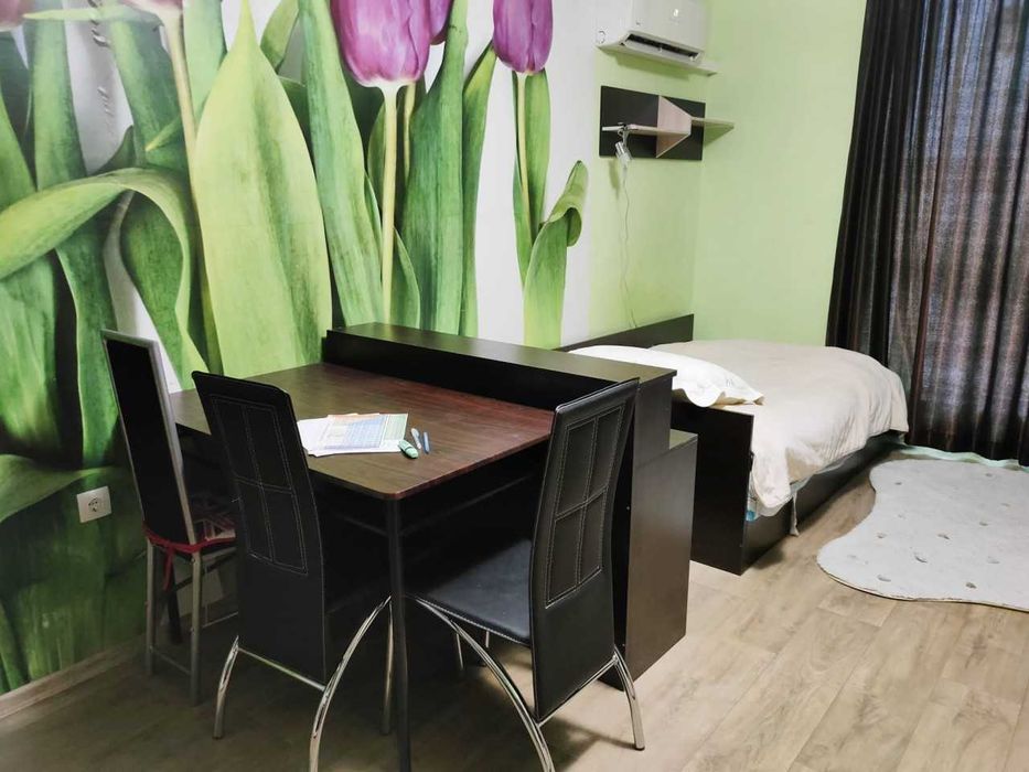 Дава се под наем Едностаен апартамент в Пловдив, Младежки Хълм - 38 кв.м за 185 € - Снимка #2