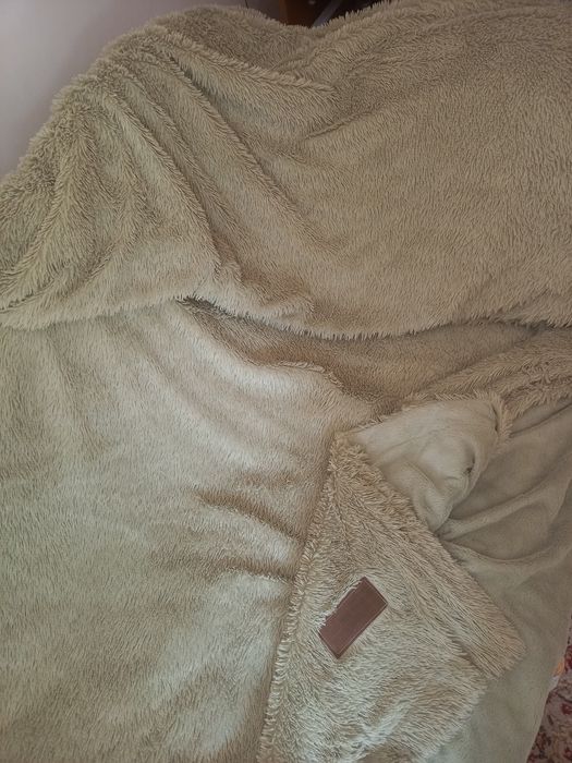 Продам плед, одеяло, покрывало.