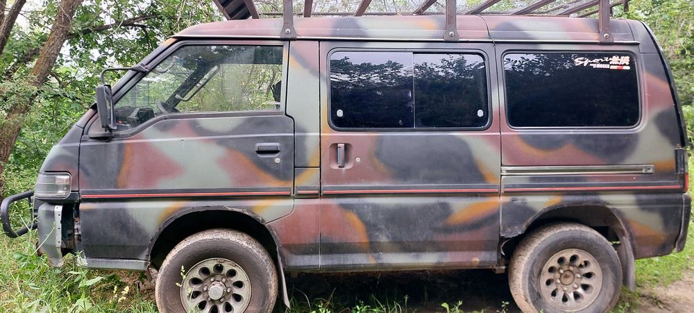 Delica 1992 левый руль бензин механика