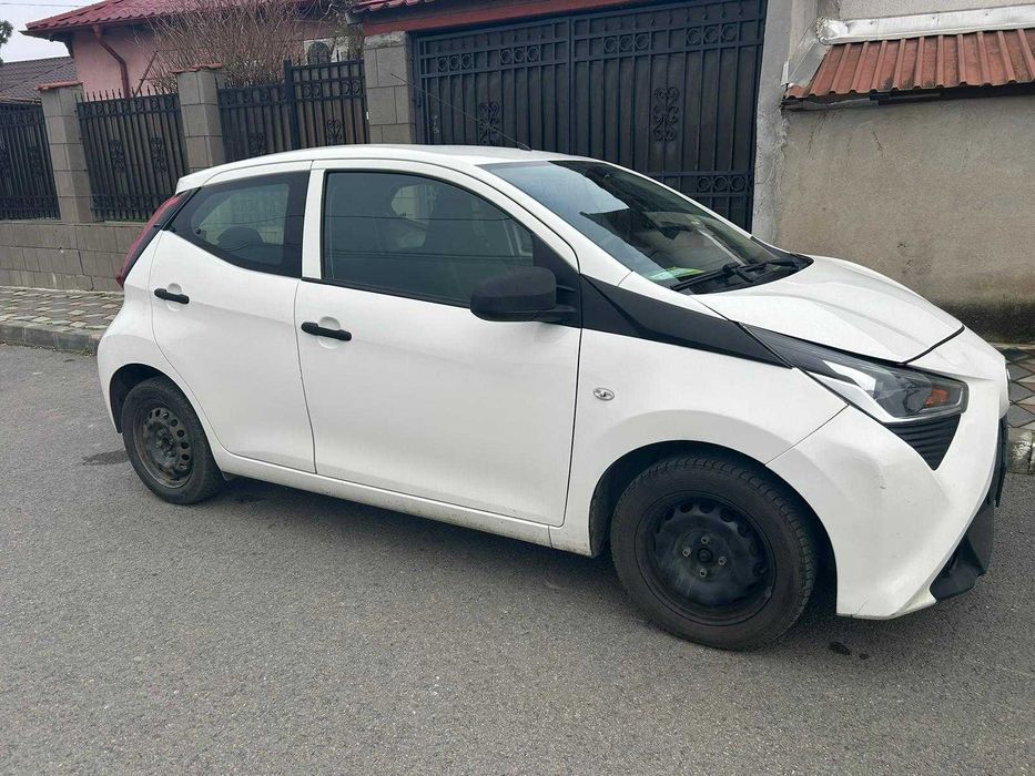 Ma vindeeee! TOYOTA AYGO