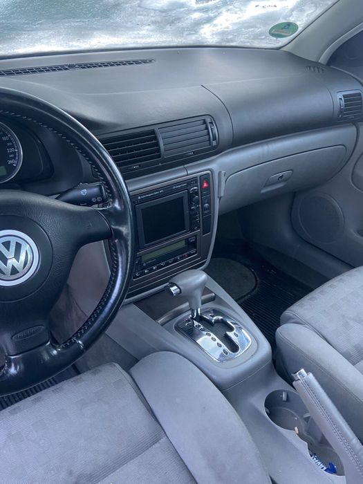 Passat b5.5,1.8t AWT,faruri,jante,bara fata cu spalatoare,aripi,stopur