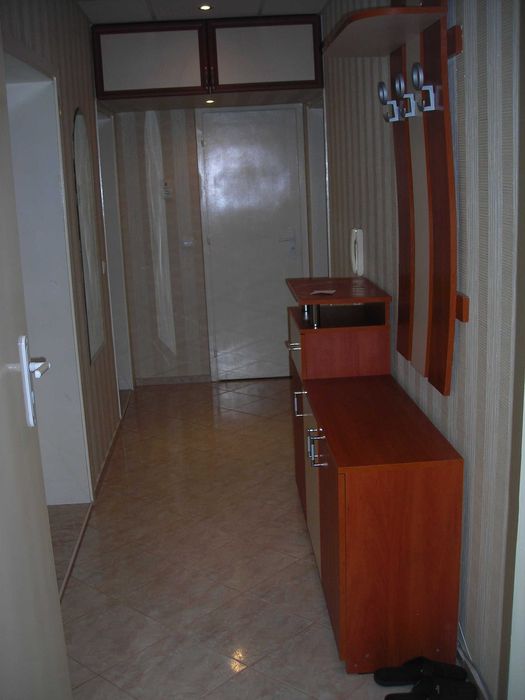 Апартамен под наем