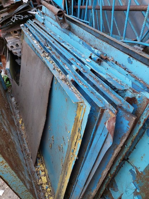 Продам металлические двери