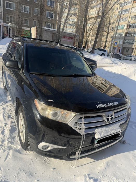 Продам машину Toyota Highlander