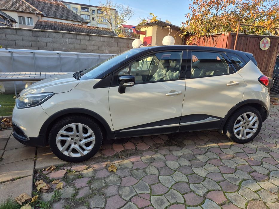 Vând Renault Captur