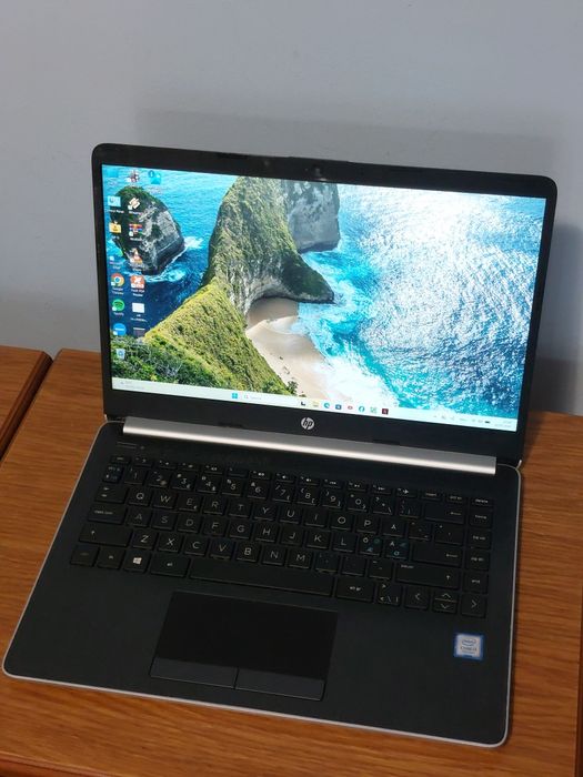 Laptop HP 14 i3 7020U 2,3Ghz, 8GB 256GB, Intel HD 620, Windows 11, Office 2024