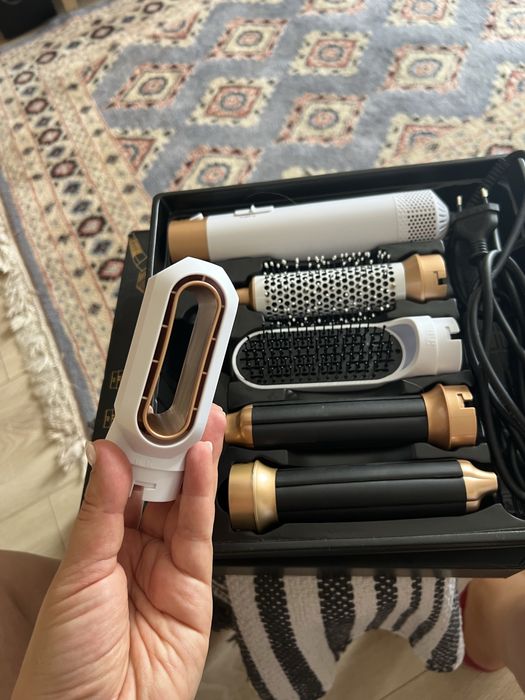 Сешоар Dyson, имитация