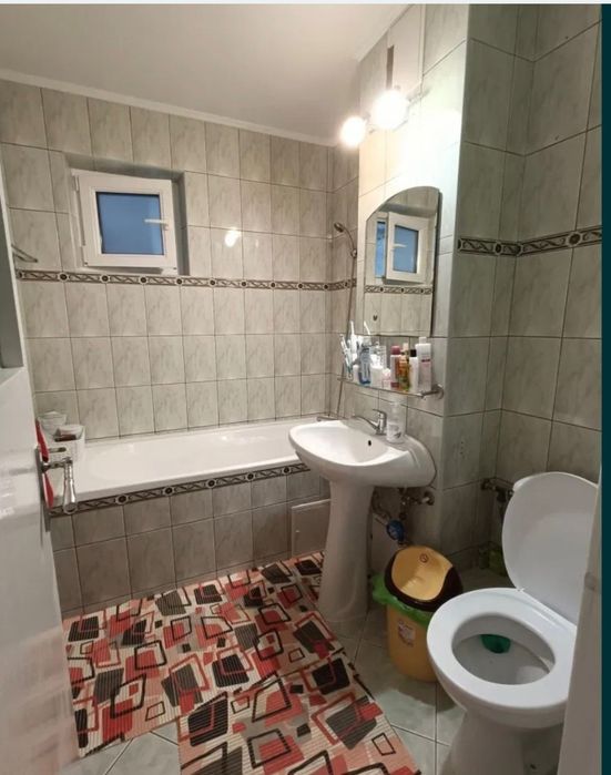 BR-uri 2 camere de închiriat