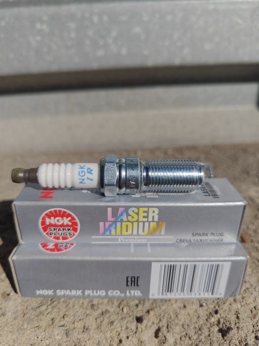 Иридиевые свечи NGK