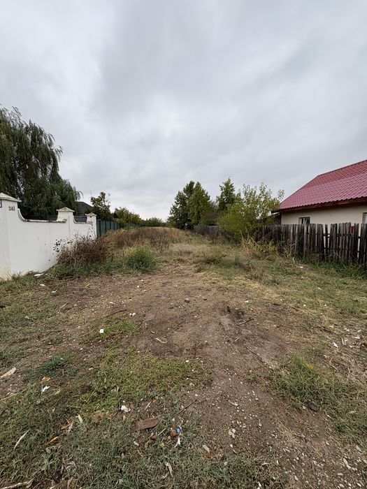 Vand Teren Izvorani Locatie excelenta